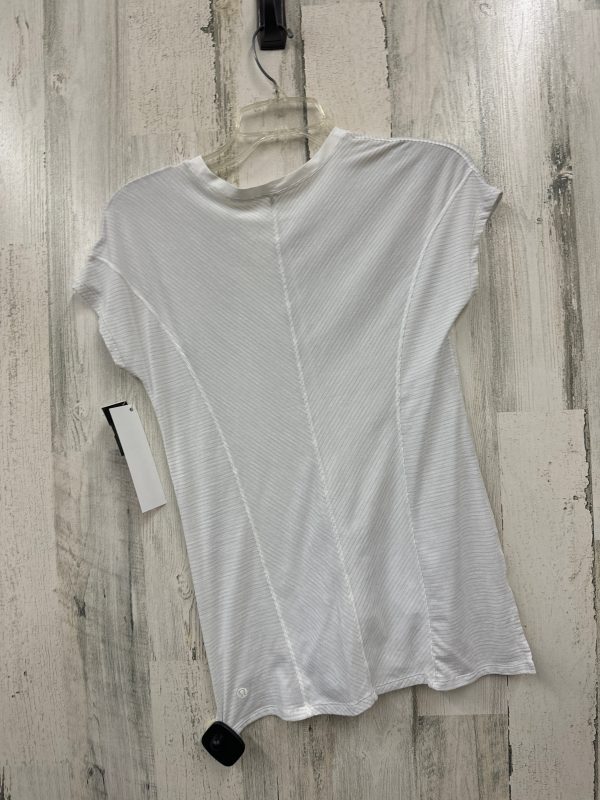 White Athletic Top Short Sleeve Lululemon, Size S For Sale