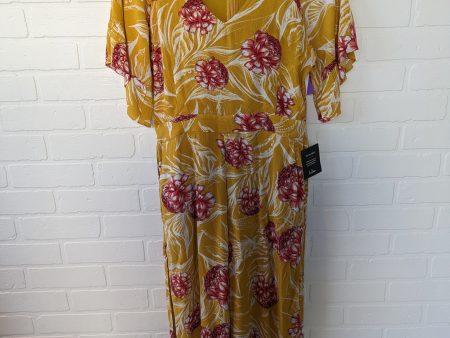 Yellow Jumpsuit Lulus, Size M Cheap