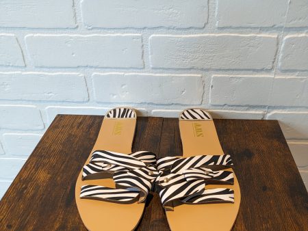 Animal Print Sandals Flats Cme, Size 7.5 Online Sale