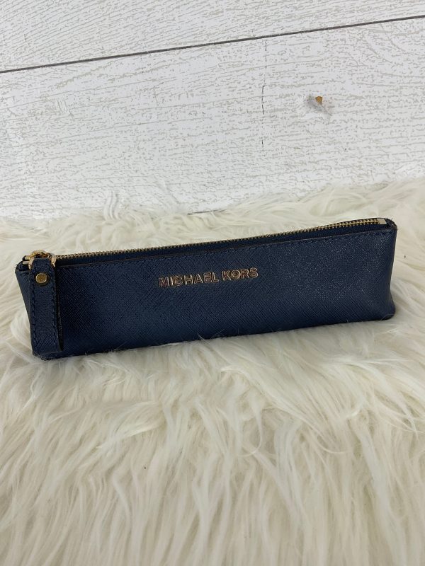 Accessory Designer Tag Michael Kors For Cheap