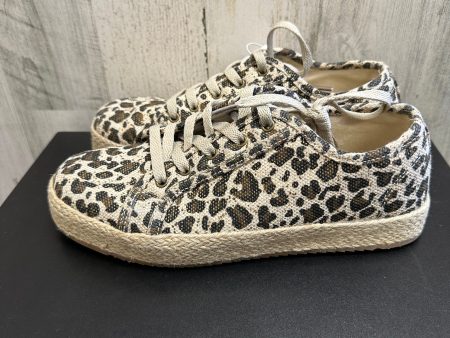 Animal Print Shoes Sneakers Not Rated, Size 9 For Cheap